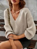 Sweater V-Neck con Hombros Caídos Estilo Francés