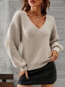 Sweater V-Neck con Hombros Caídos Estilo Francés