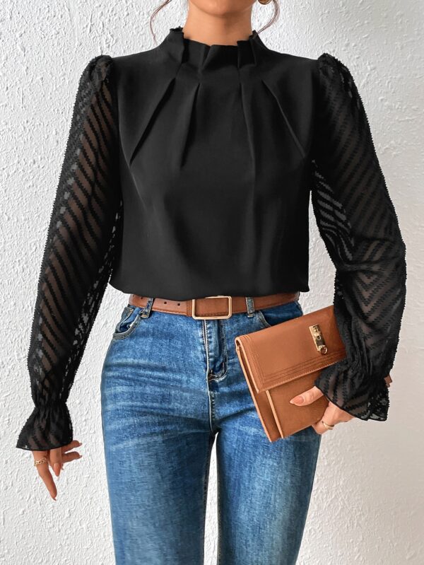 Blusa Elegante de Manga Larga con Cuello Volado y Detalles Plegados - Image 4
