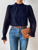 Blusa Elegante de Manga Larga con Cuello Volado y Detalles Plegados