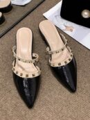 Mules Planos Decorados con Tachas para Mujer
