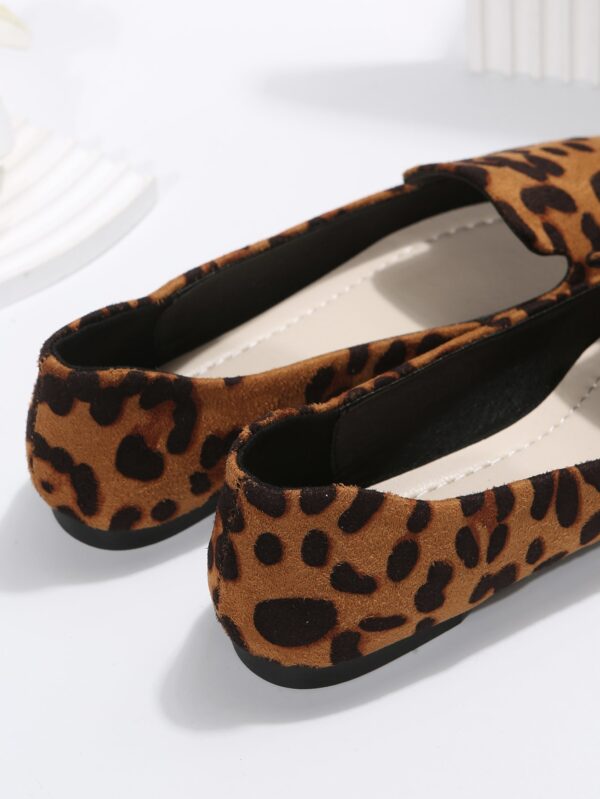 Mocasines Casuales de Puntera Puntiaguda con Hilos Dorados - Image 76