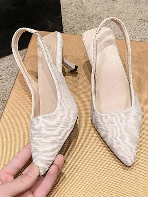 Zapatos de Tacón Elegantes con Correa Trasera y Tacón Piramidal - Image 37