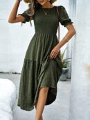 Vestido Maxi Clásico Negro con Mangas Puff y Ruedo de Volantes