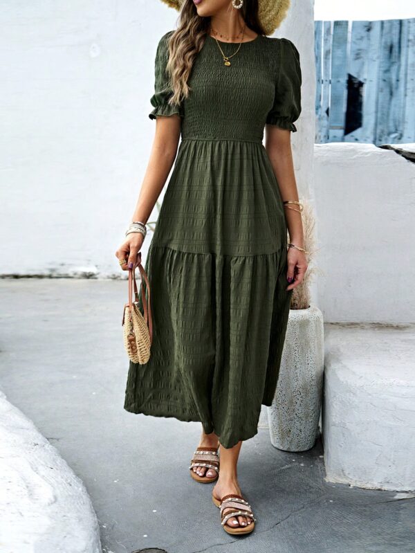 Vestido Maxi Clásico Negro con Mangas Puff y Ruedo de Volantes - Image 5