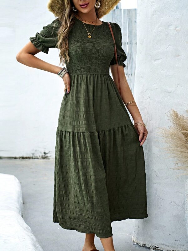 Vestido Maxi Clásico Negro con Mangas Puff y Ruedo de Volantes - Image 6