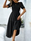 Vestido Maxi Clásico Negro con Mangas Puff y Ruedo de Volantes