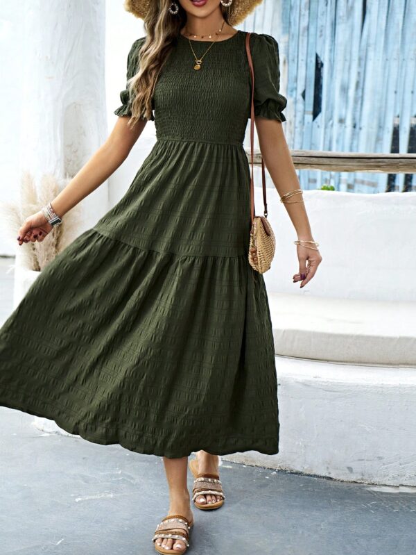 Vestido Maxi Clásico Negro con Mangas Puff y Ruedo de Volantes - Image 13