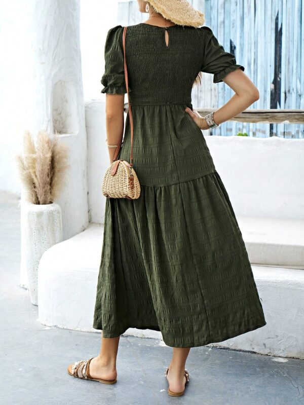 Vestido Maxi Clásico Negro con Mangas Puff y Ruedo de Volantes - Image 14