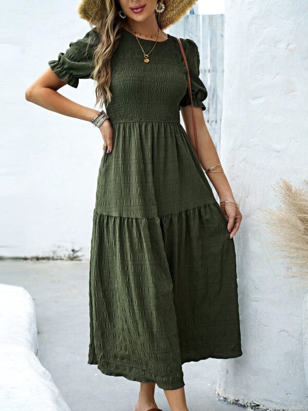 Vestido Maxi Clásico Negro con Mangas Puff y Ruedo de Volantes - Image 16