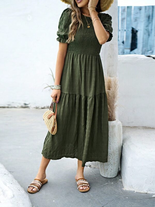 Vestido Maxi Clásico Negro con Mangas Puff y Ruedo de Volantes - Image 18