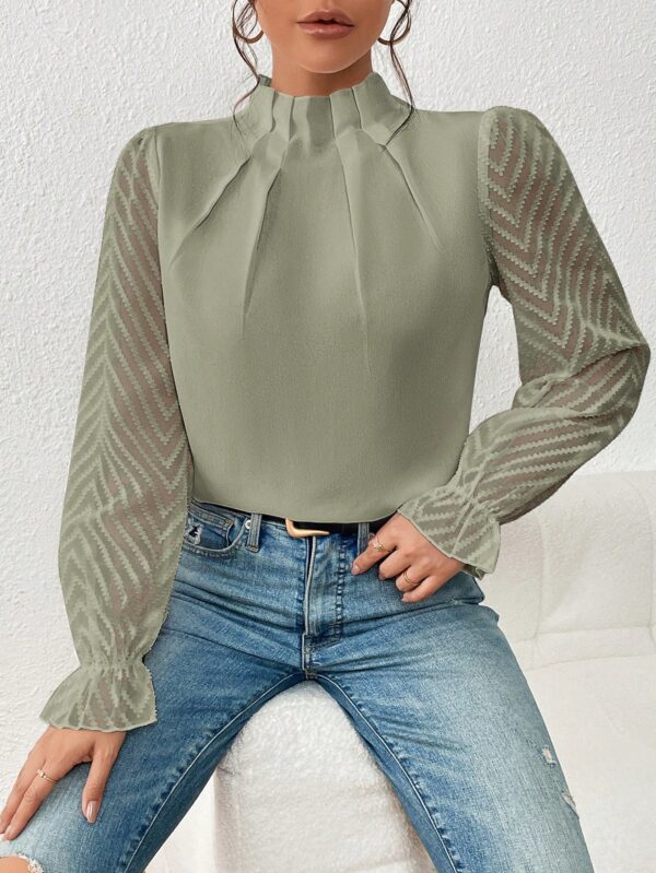 Blusa Elegante de Manga Larga con Cuello Volado y Detalles Plegados - Image 19