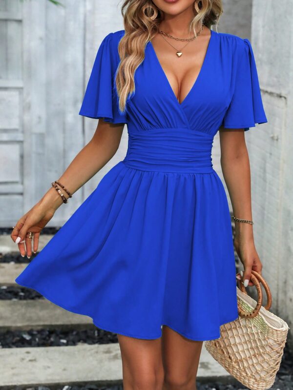 Vestido Casual Cuello en V con Mangas Mariposa - Image 10