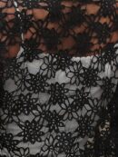 Chaqueta de Encaje Negra de Corte Crop con Abertura Frontal