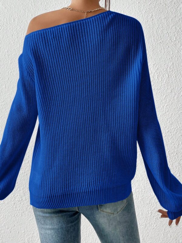 Sweater de Cuello Asimétrico en Punto Cafí Solido - Image 38