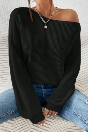 Sweater de Cuello Asimétrico en Punto Cafí Solido