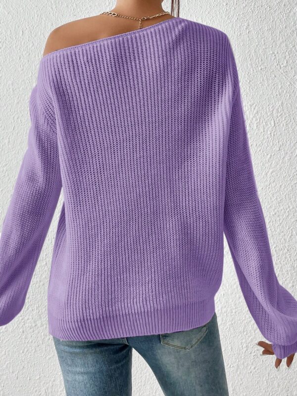 Sweater de Cuello Asimétrico en Punto Cafí Solido - Image 80