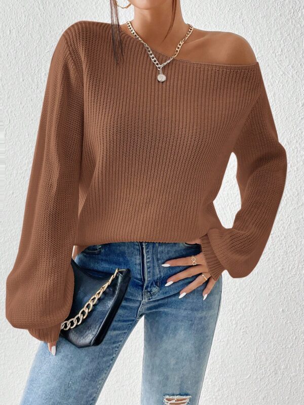 Sweater de Cuello Asimétrico en Punto Cafí Solido - Image 54