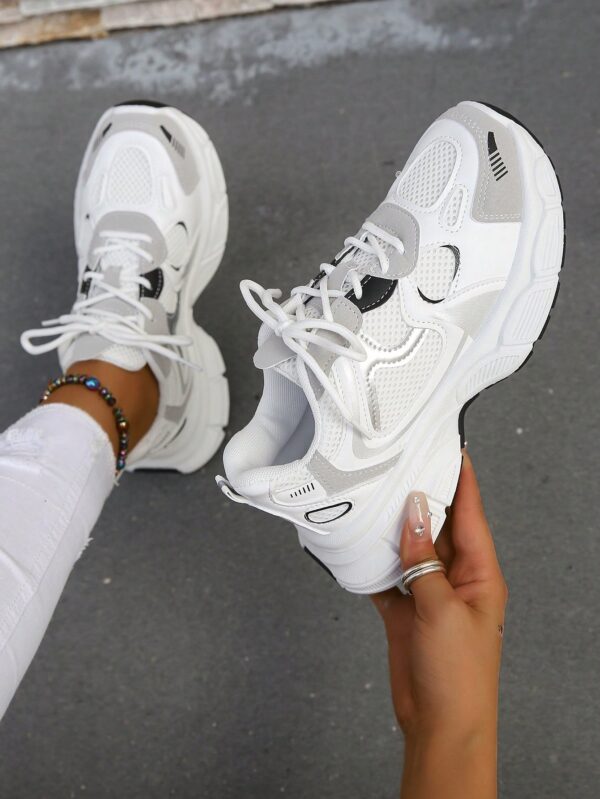 Zapatillas Deportivas Plataforma con Detalles en Bloque de Color - Image 5