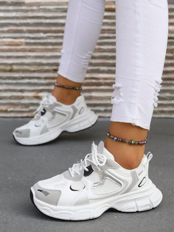 Zapatillas Deportivas Plataforma con Detalles en Bloque de Color - Image 7