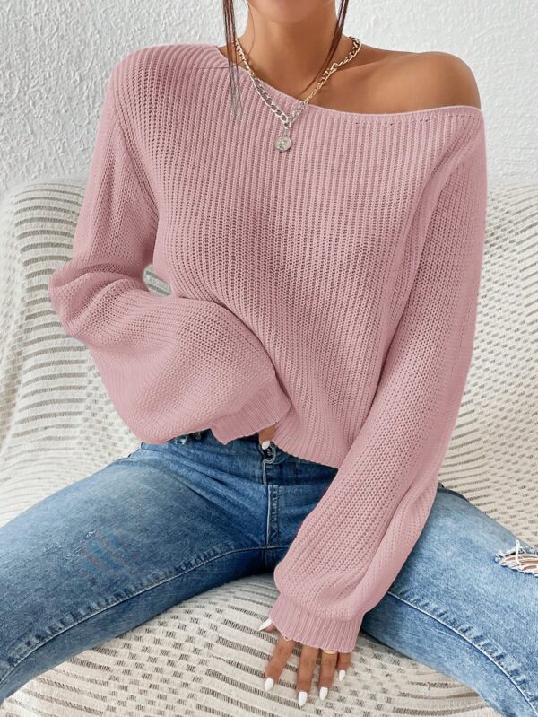 Sweater de Cuello Asimétrico en Punto Cafí Solido - Image 88