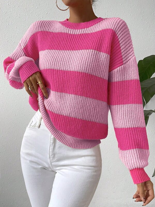 Sweater a Rayas Colorido con Hombros Caídos - Image 13