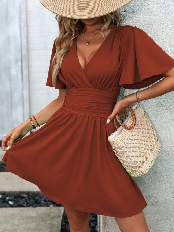 Vestido Casual Cuello en V con Mangas Mariposa - Image 27