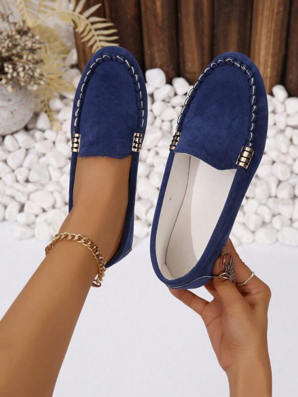 Mocasines Planos con Detalles Metálicos para Mujer - Image 11