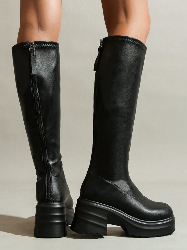 Botas de Tacón Alto Asimétrico con Flecos al Estilo Caballero - Image 4