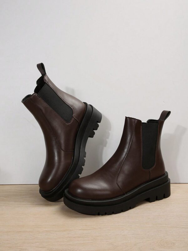 Botines Chelsea de Plataforma y Estilo Británico Retro - Image 10