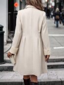 Abrigo Elegante de Cuello Solapa y Doble Botonadura
