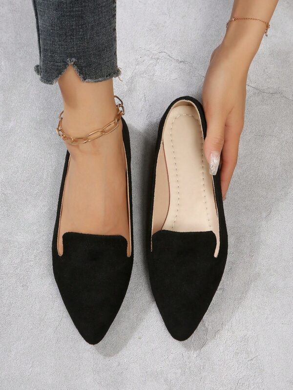 Mocasines Elegantes de Gamuza Negra con Punta Afilada - Image 21