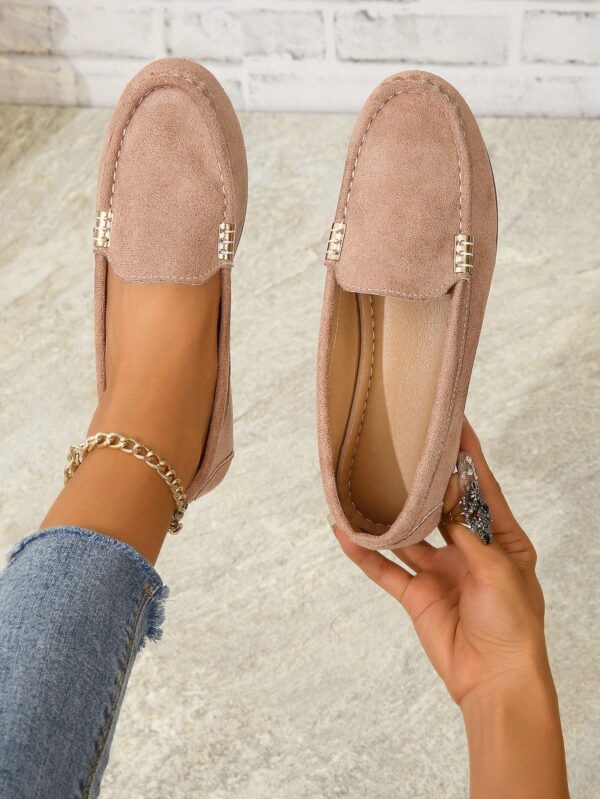 Mocasines Planos con Detalles Metálicos para Mujer - Image 6