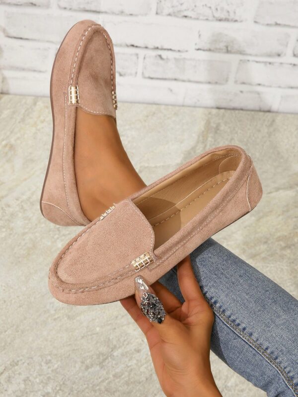 Mocasines Planos con Detalles Metálicos para Mujer - Image 8