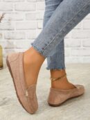 Mocasines Planos con Detalles Metálicos para Mujer