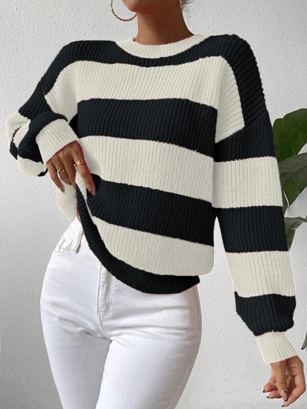Sweater a Rayas Colorido con Hombros Caídos