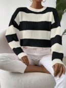 Sweater a Rayas Colorido con Hombros Caídos