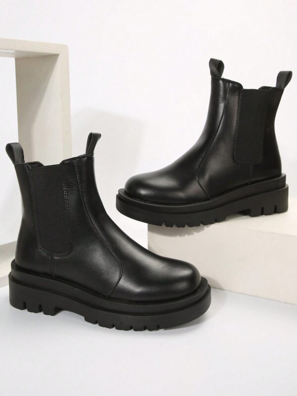 Botines Chelsea de Plataforma y Estilo Británico Retro - Image 2