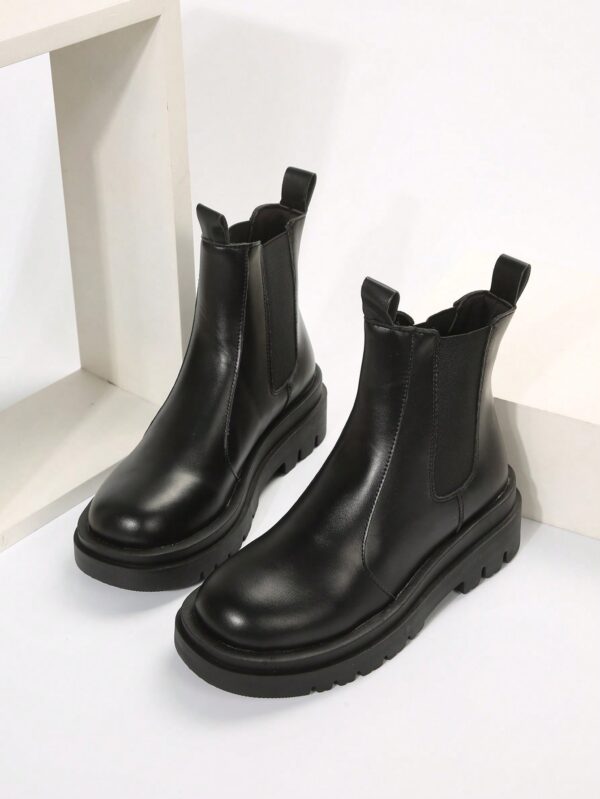 Botines Chelsea de Plataforma y Estilo Británico Retro - Image 4