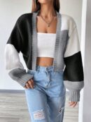 Cardigan Largo con Hombros Caídos y Diseño Colorblock