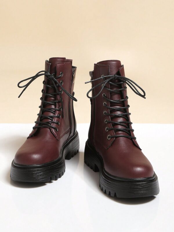 Botas Negras de Estilo Combat para Otoño/Invierno - Image 24
