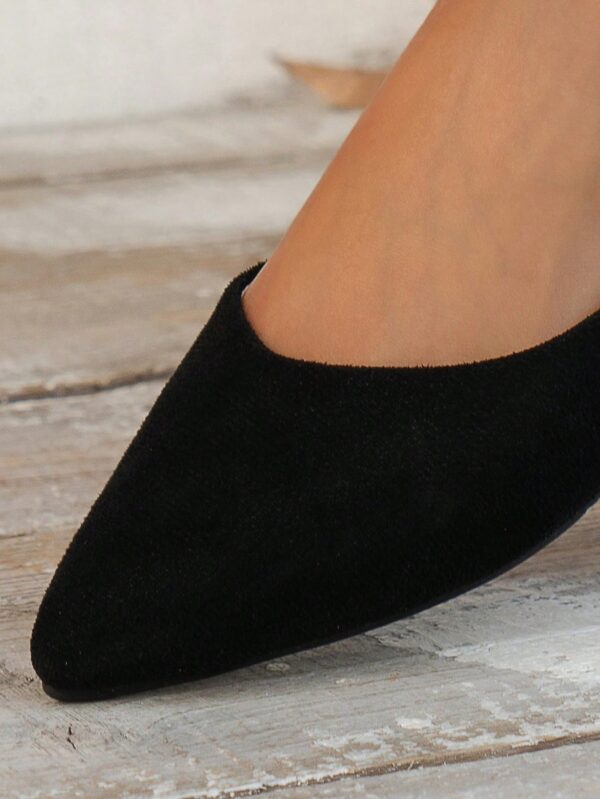 Zapatos de Mujer Planos con Detalles Calados, Cómodos y Antideslizantes - Image 3
