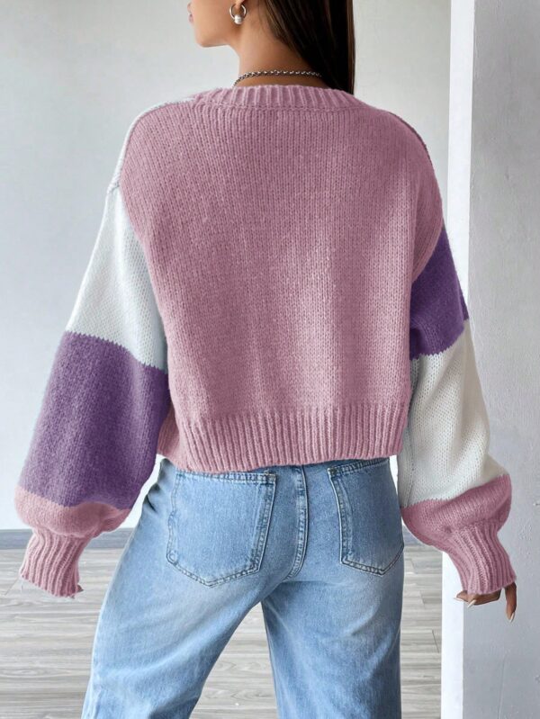 Cardigan Largo con Hombros Caídos y Diseño Colorblock - Image 44