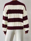 Sweater Oversize Bicolor con Cuello en V y Mangas Caídas
