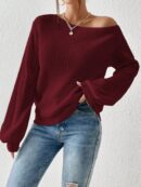Sweater de Cuello Asimétrico en Punto Cafí Solido