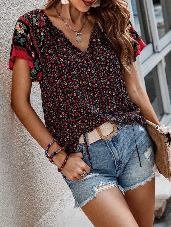 Blusa Floral de Manga Corta con Lazo en el Cuello - Image 12