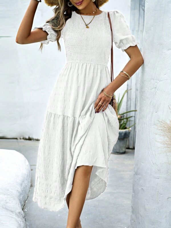 Vestido Maxi Clásico Negro con Mangas Puff y Ruedo de Volantes - Image 47