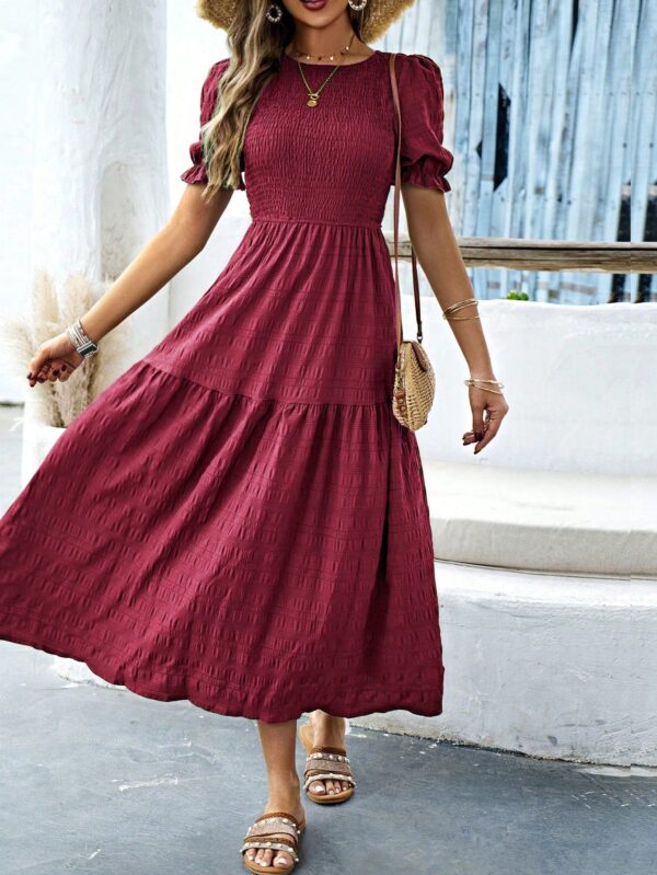 Vestido Maxi Clásico Negro con Mangas Puff y Ruedo de Volantes - Image 25