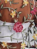 Chaqueta Negra Bordada Floral en Malla Transparente