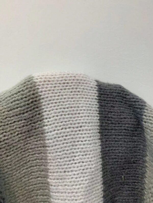 Cardigan Largo con Hombros Caídos y Diseño Colorblock - Image 64